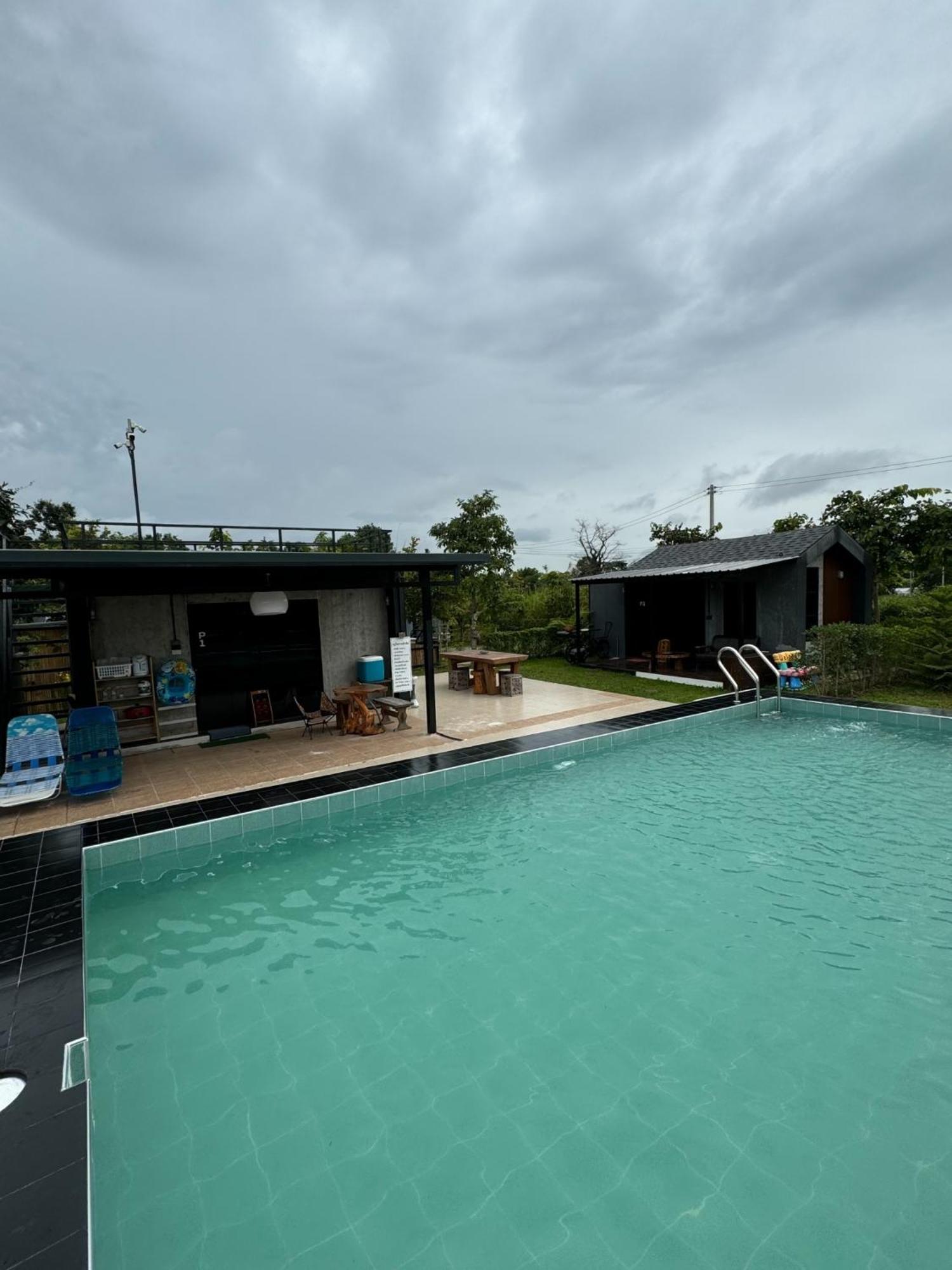 Inthanin Pool Villa Ban Phu Hi 外观 照片